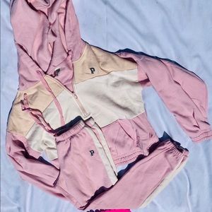 Women’s tracksuit